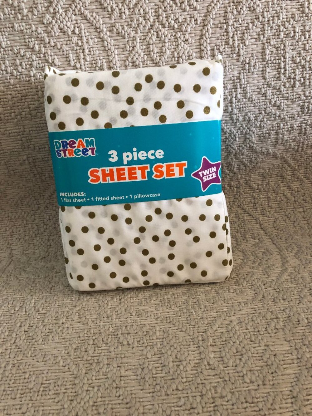 Dream Street 3 Piece of black polka dots over a solid white background. Twin Sz